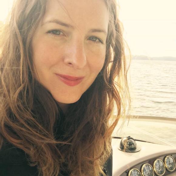 Meet your Posher, Jennifer - Picture 2 of 2